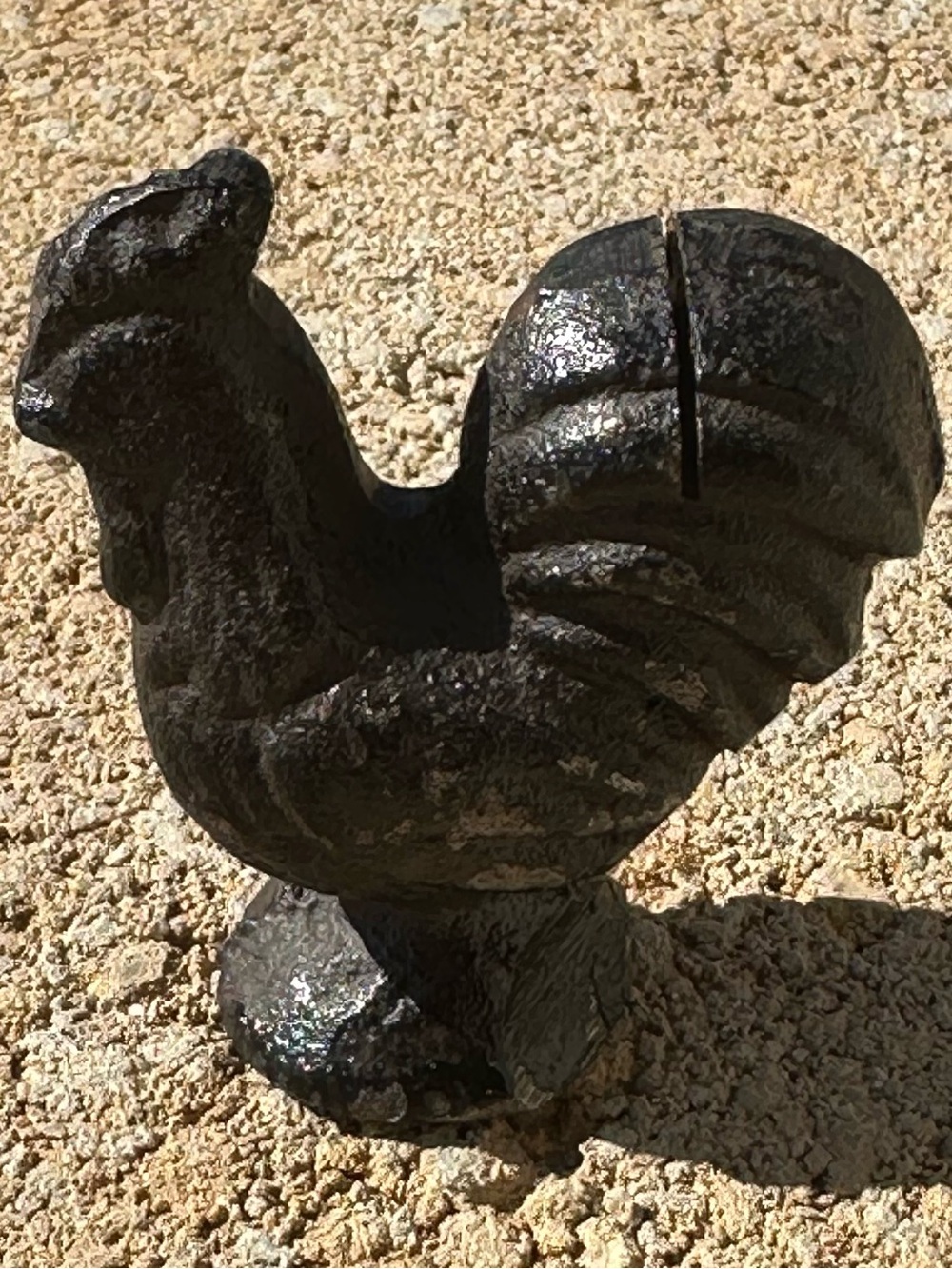 Vintage Cast Iron Miniature Rooster Place Card Holder Figurine Farmhouse Decor